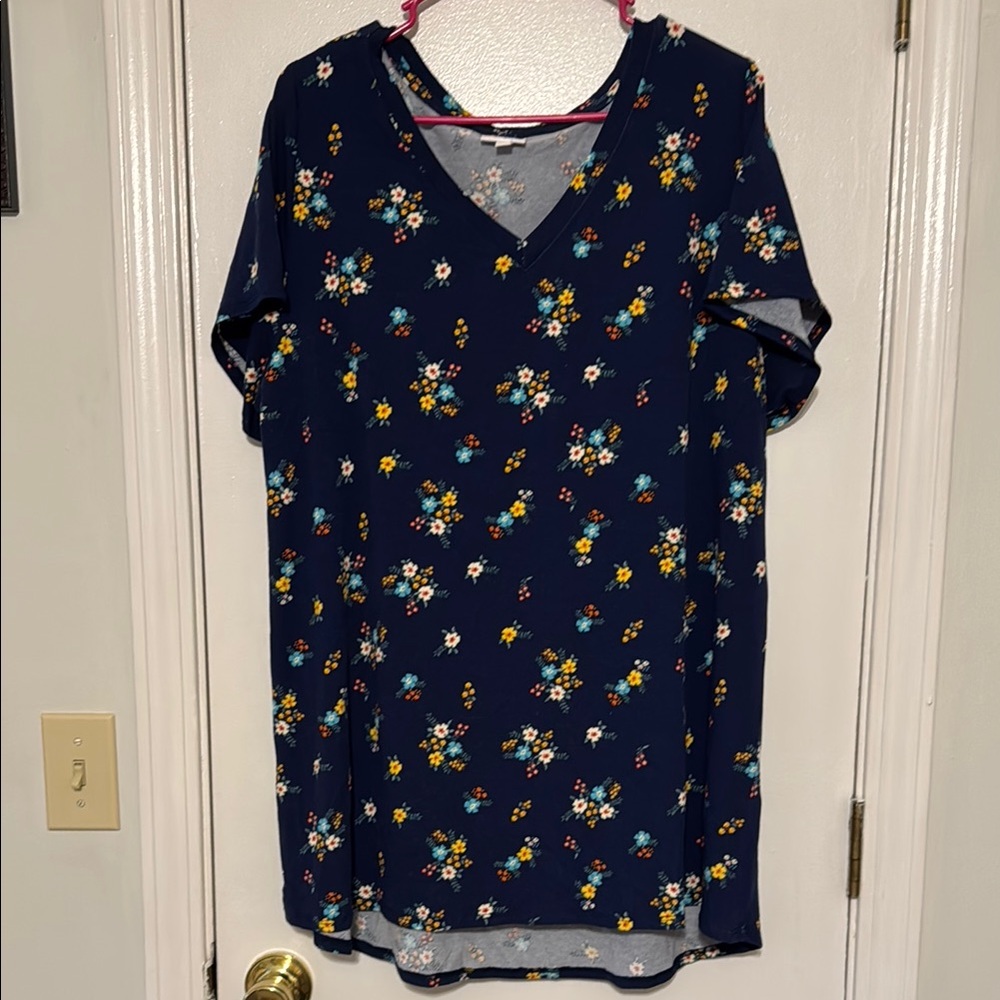 LulaRoe Christy Tee